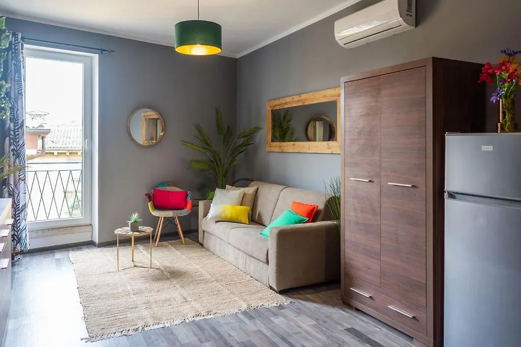 Residenza Santa Anastasia Free Parking Apartment Verona 0*,  Italy